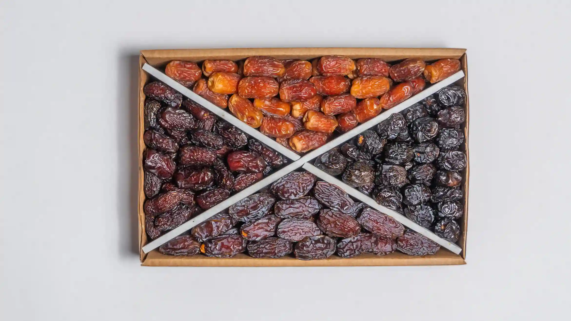 Assorted Dates 3kg - Image 3